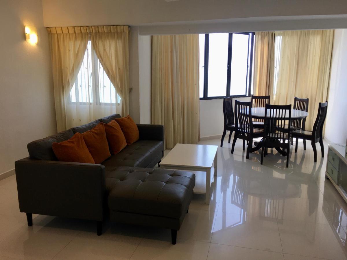Appartement The Ferringhi Sea View At Sri Sayang à Batu Ferringhi Extérieur photo