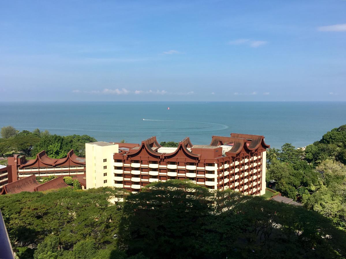 Appartement The Ferringhi Sea View At Sri Sayang à Batu Ferringhi Extérieur photo
