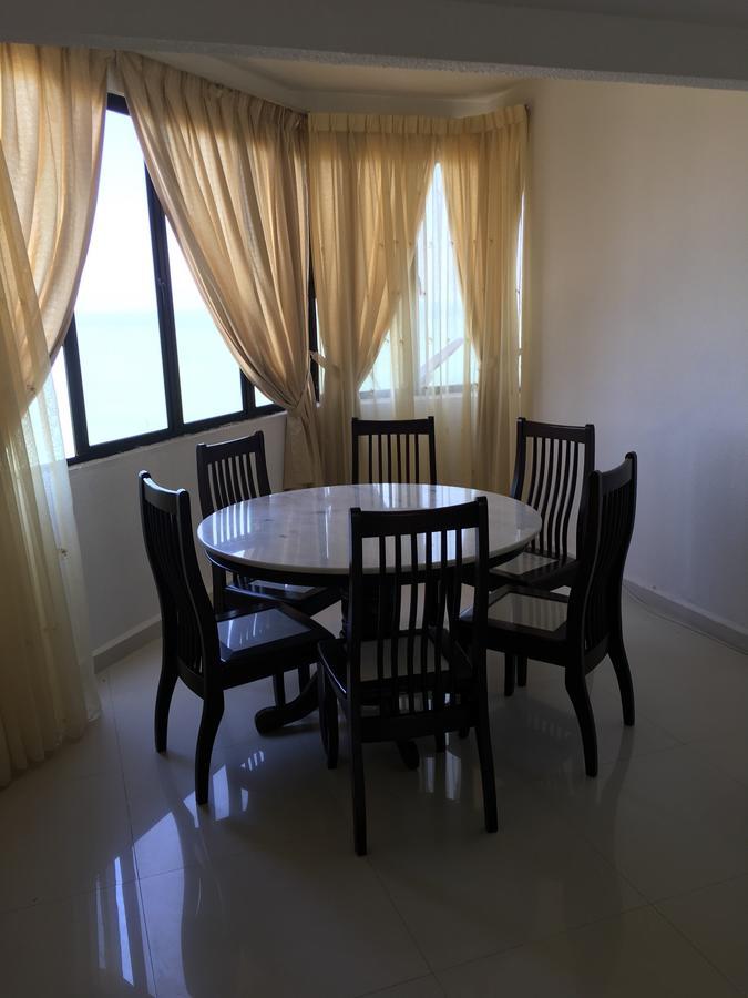 Appartement The Ferringhi Sea View At Sri Sayang à Batu Ferringhi Extérieur photo